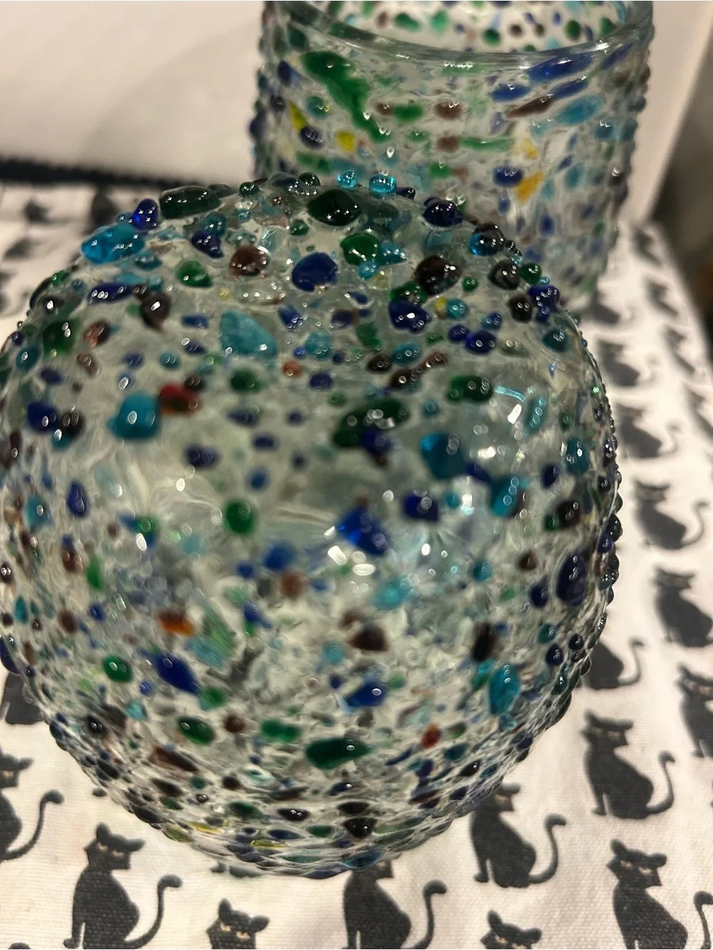 Confetti pebbled Mexican glass stemless wine glasses.